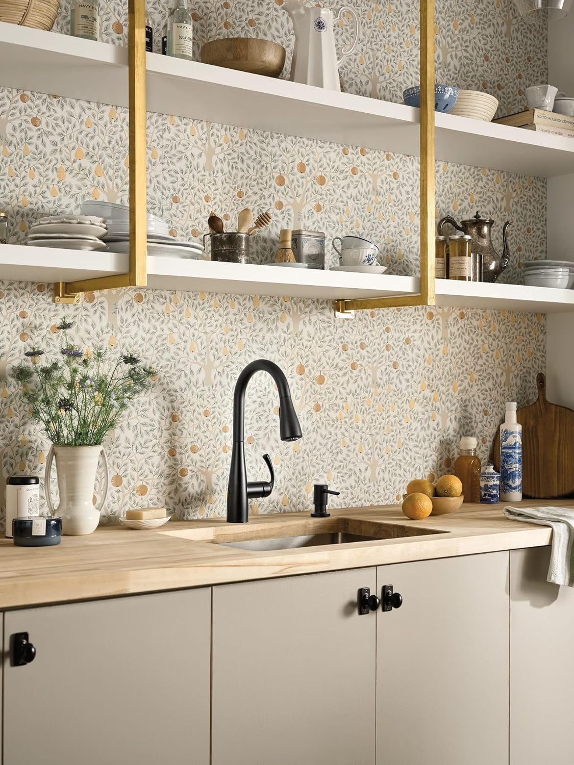 Moen Essie Matte Black MotionSense Wave One-Handle Touchless Kitchen Faucet with Pulldown Sprayer and Soap Dispenser, 87014EWBL - Image 4